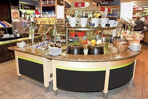 汽车旅馆 Coffee Fellows Sued 3*