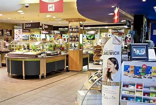 汽车旅馆 Coffee Fellows Sued 3*