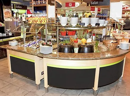 מוטל Coffee Fellows Sued 3*
