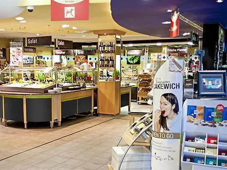 מוטל Coffee Fellows Sued 3*